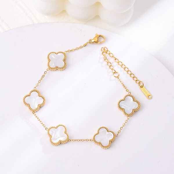 White Clover Chain Bracelet