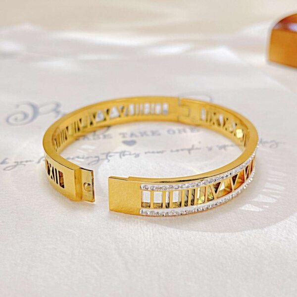 Roman numbers Bracelet Gold/Rose Gold - Image 3