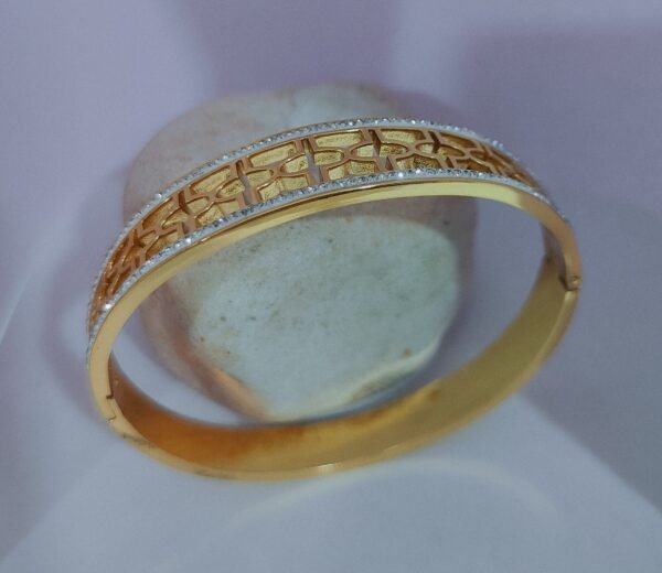 Zircon Oval Bracelet - Image 2