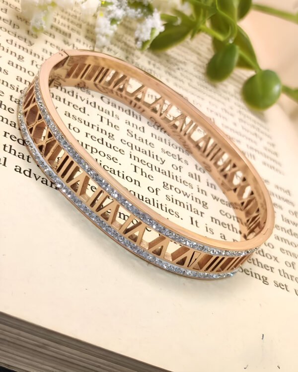Roman numbers Bracelet - Image 3