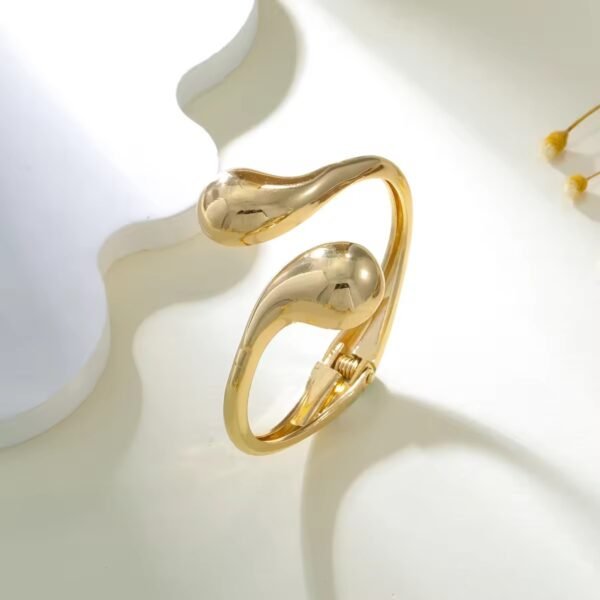 Bold Chunky Cuff Bracelet - Image 5