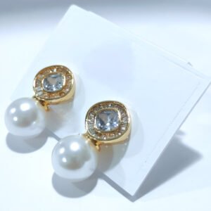 Pearl & Crystal Stud Earrings