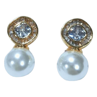 Pearl & Crystal Stud Earrings