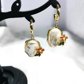 Pearl Floral Stud Enamel